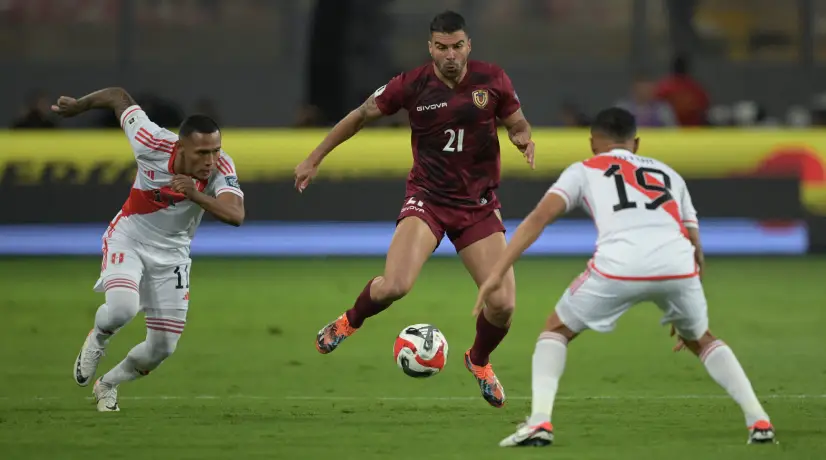 Tensiones entre peruanos y venezolanos: estas son las dos caras de la moneda