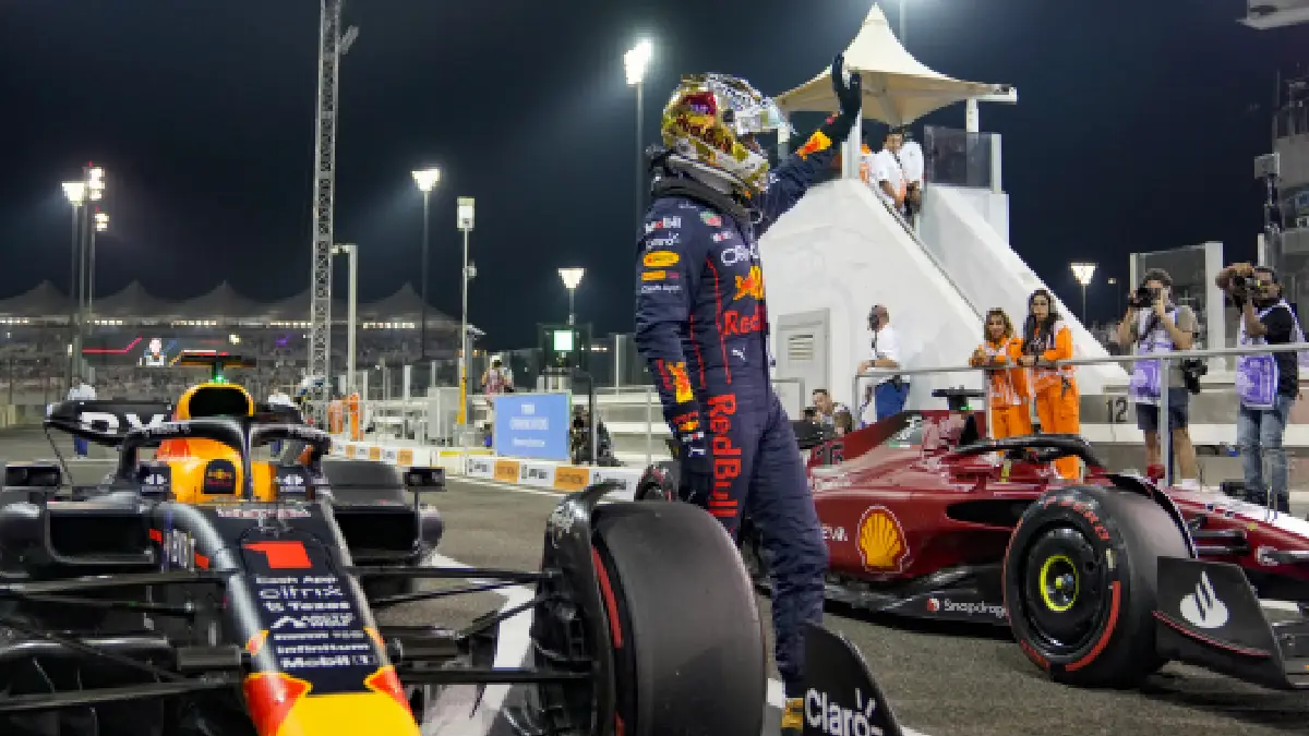 Max Verstappen se lleva la pole en Abu Dhabi