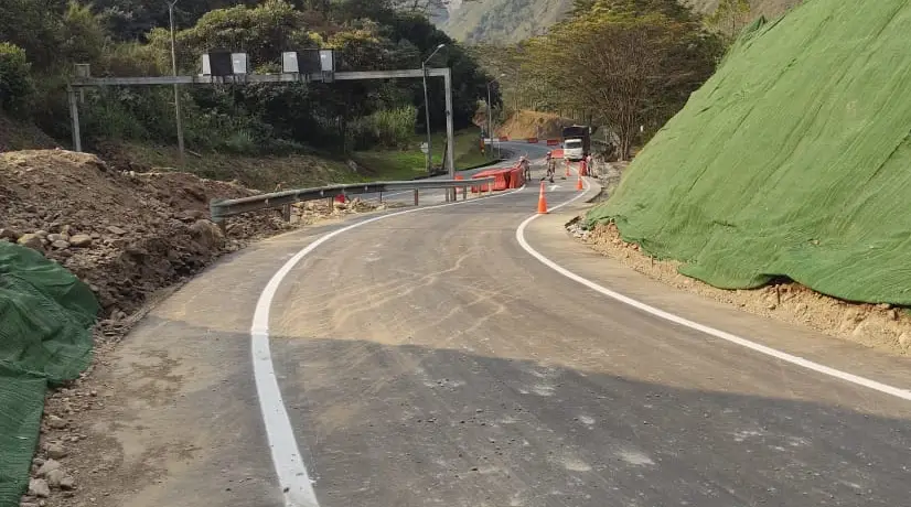 Vía al Llano operará 24 horas y se podrá transitar por la variante en Naranjal