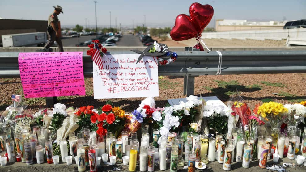 Los tiroteos se registraron con menos de 24 horas de diferencia. Foto: AFP Víctimas de los tiroteos en El Paso y Dayton