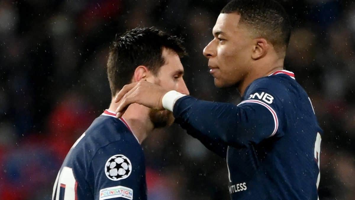 PSG derrotó 3-1 a Saint Etienne por la fecha 17 de la Ligue 1