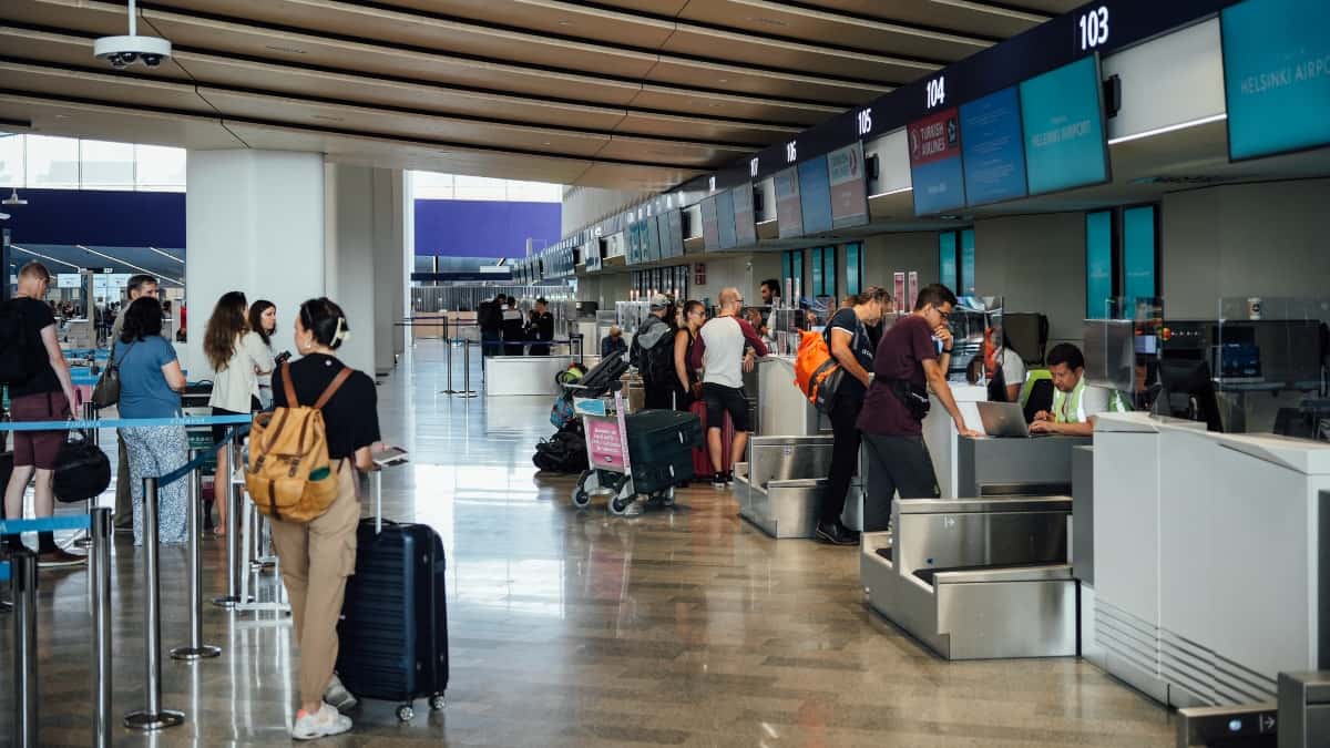 Polonia y países bálticos restringirían visados rusos