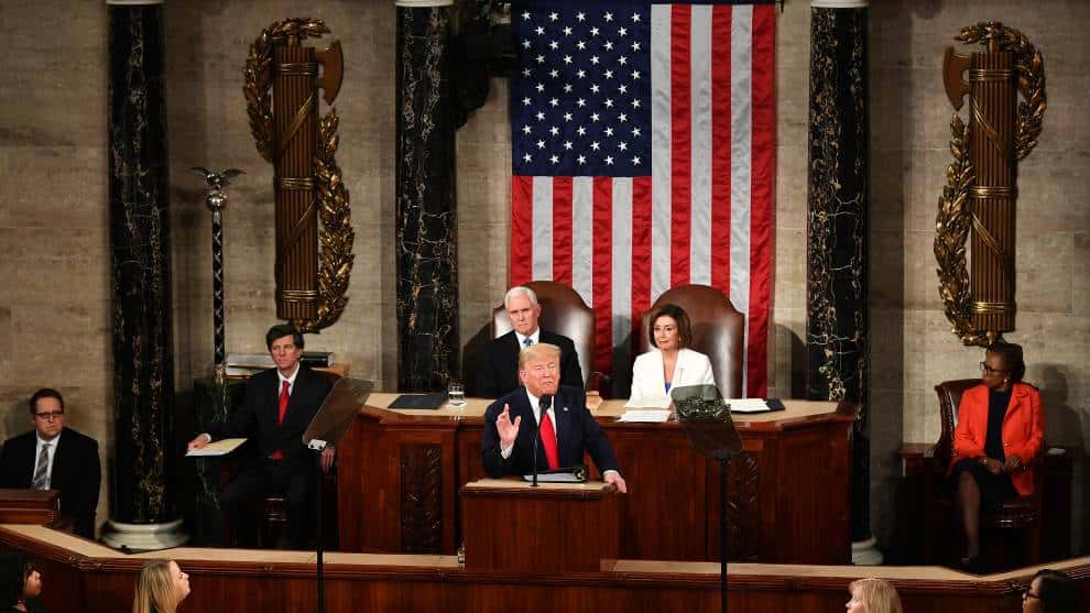 Día crucial en juicio político contra Trump en el Senado