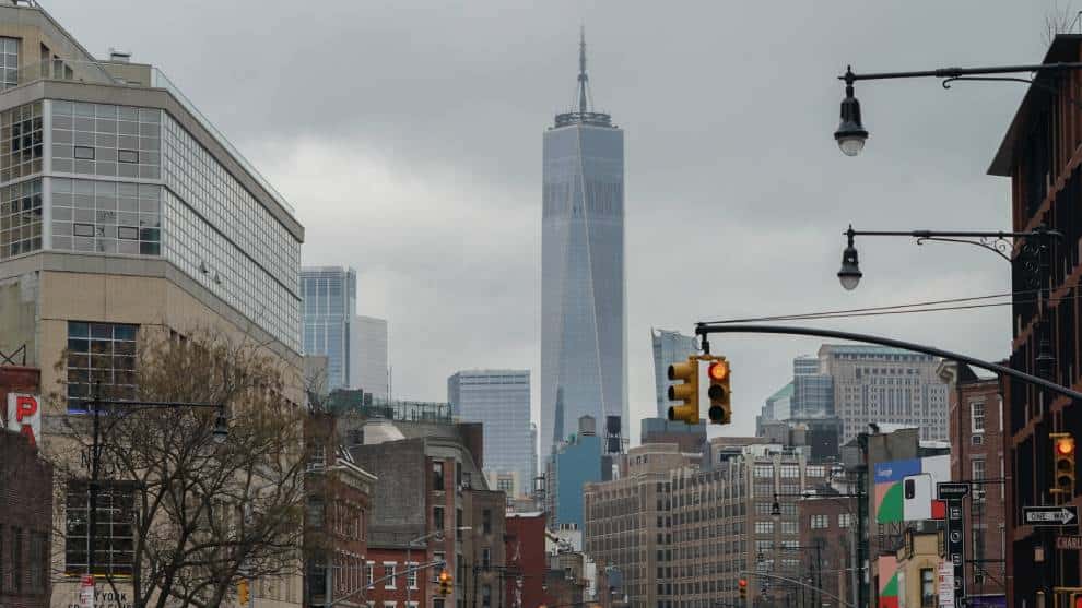 Cifra de muertes por covid-19 en EE.UU. supera a la de ataques a las Torres Gemelas