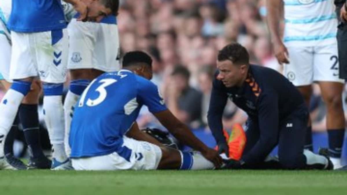 Yerry Mina, en la lista de salidas del Everton
