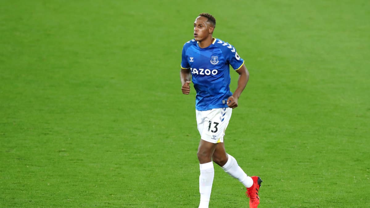 Yerry Mina será baja del Everton ante Wolverhampton