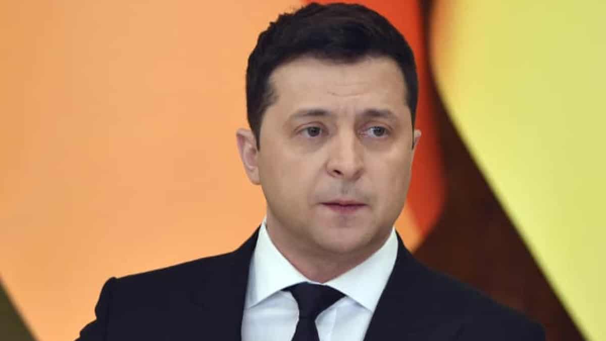 Presidente Zelenski asegura que Rusia quiere "borrar" Ucrania y su historia