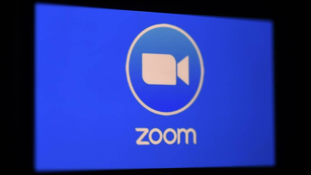 Zoom se alía con exdirectivo de Facebook para mejorar privacidad