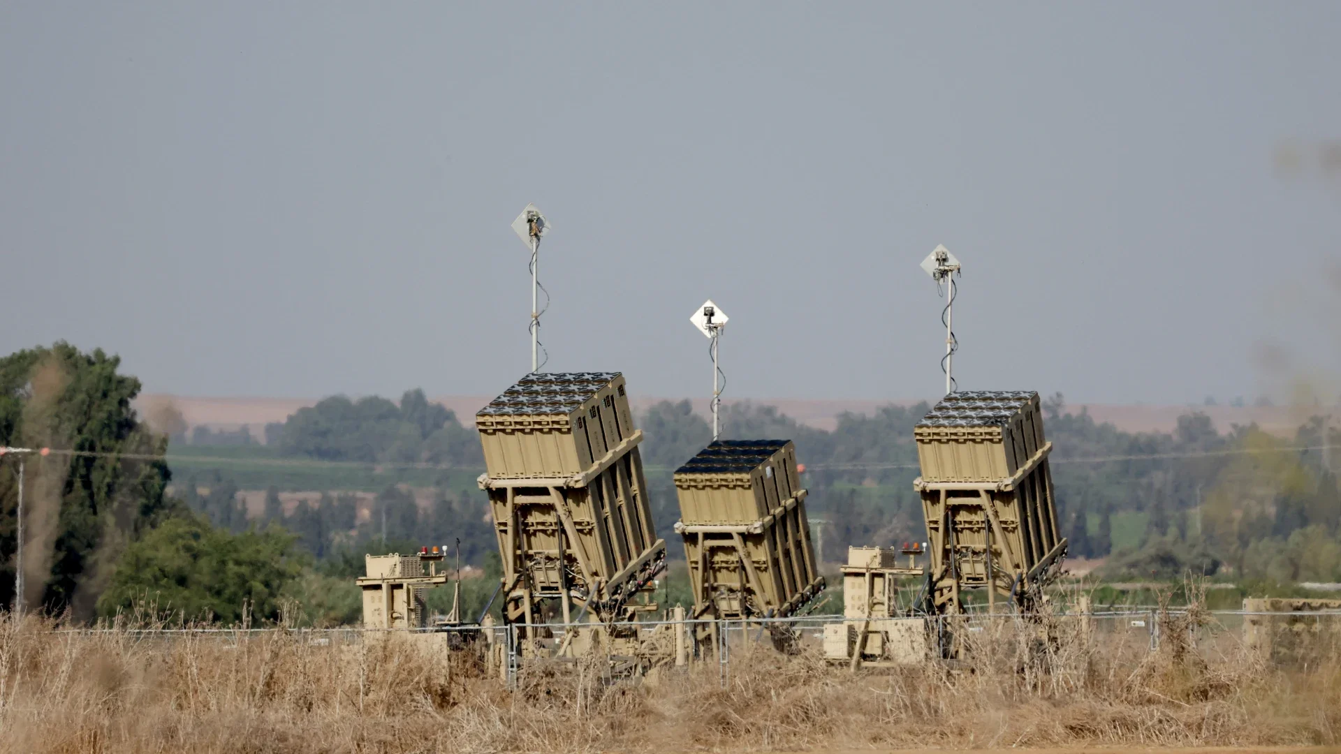 Así son las bases que lanzan los misiles de la cúpula de hierro.