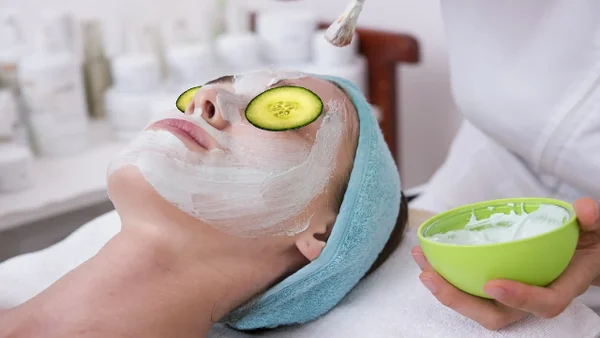 ¿Cansado del acné? Esta hierba natural le ayudará a curarse