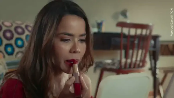 ¡Por fin! Hoy se transmitirá el primer capítulo de Rojo Carmesí ¡Por fin! Hoy se transmitirá el primer capítulo de Rojo Carmesí