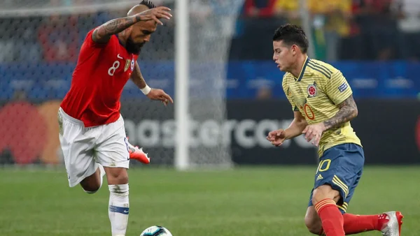 Arturo Vidal colocó a James Rodríguez al nivel de Messi y Luis Suárez