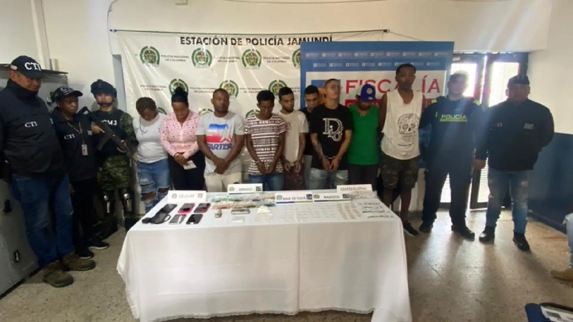 Capturan 12 presuntos miembros de banda criminal en Jamundí
