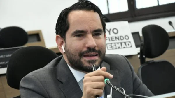 Concejal señaló que desde el año pasado se advirtió escasez de agua en Bogotá