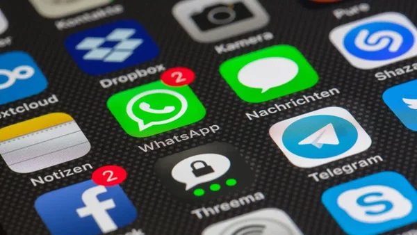 WhatsApp sorprendió a sus usuarios con cambios drásticos en la aplicación: ¿gustó?