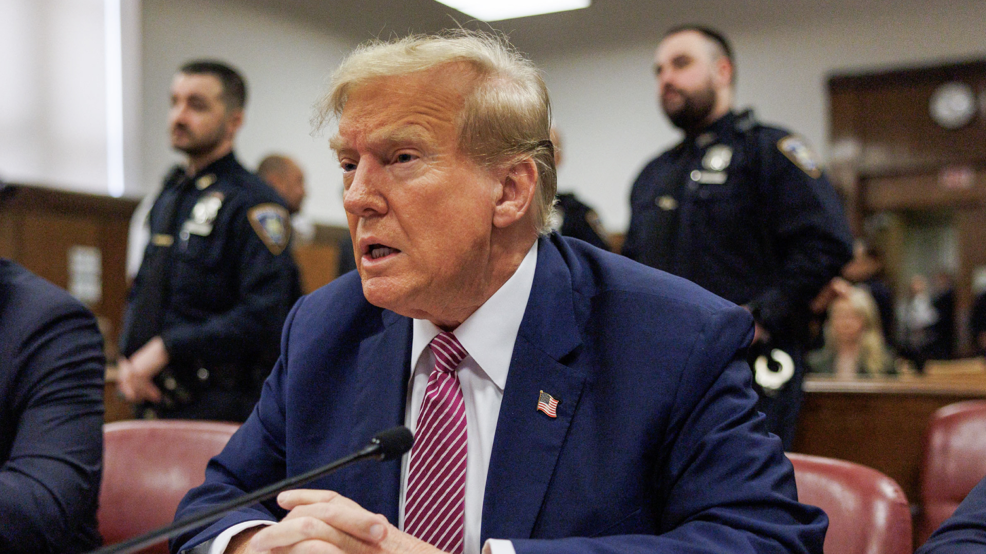 Trump anuncia posible guerra mundial si no gana las elecciones