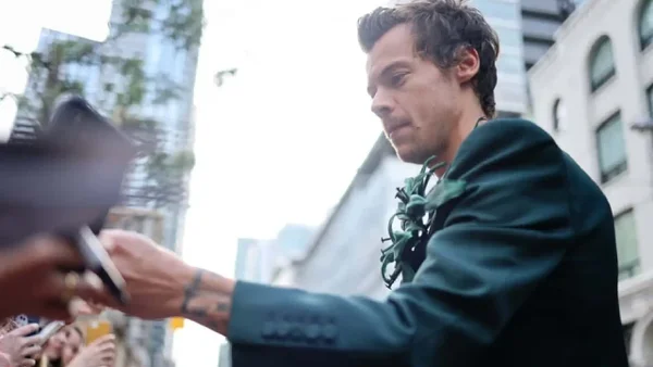 ¿Obsesión o admiración? Fanática de Harry Styles es condenada por acoso ¿Obsesión o admiración? Fanática de Harry Styles es condenada por acoso