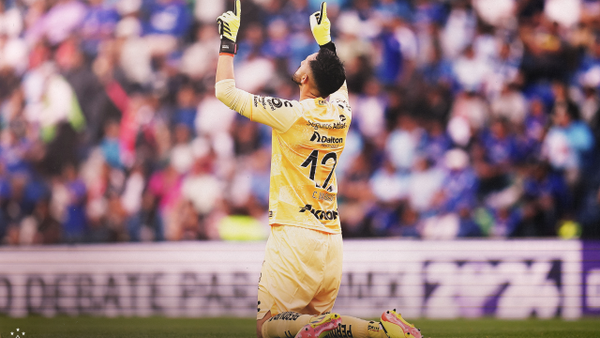 VIDEO | Camilo Vargas protagonizó la atajada del año en la Liga MX, con Kevin Mier como testigo VIDEO | Camilo Vargas protagonizó la atajada del año en la Liga MX, con Kevin Mier como testigo