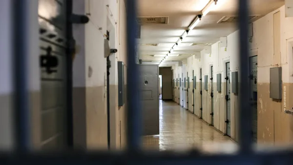 Estadounidense capturado por explotación sexual infantil en Colombia seguirá en EE. UU.