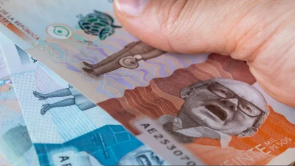 Estas son las personas que recibirán los más de 200 mil pesos que se prometen en la reforma pensional Estas son las personas que recibirán los más de 200 mil pesos que se prometen en la reforma pensional