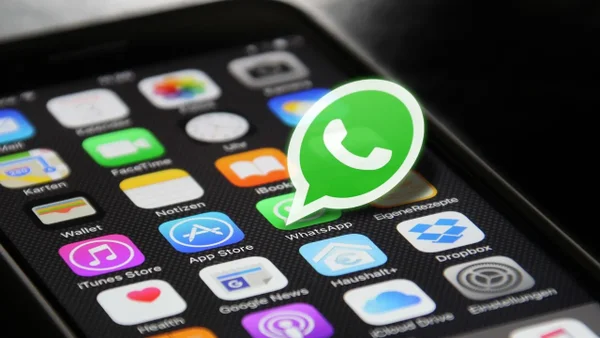 ¿Por qué WhatsApp ha cambiado de color en IPhone? Esta es la respuesta