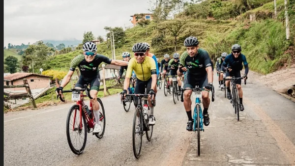 “Me he levantado para seguir pedaleando”: Nairo Quintana, en el regreso del cóndor
