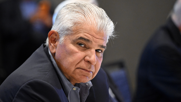 Justicia declara legal candidatura de Raúl Mulino, favorito para elecciones en Panamá