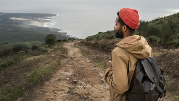 ¿Cuáles son los beneficios de la Caminata Afgana? Numerosos estudios respaldan sus efectos positivos