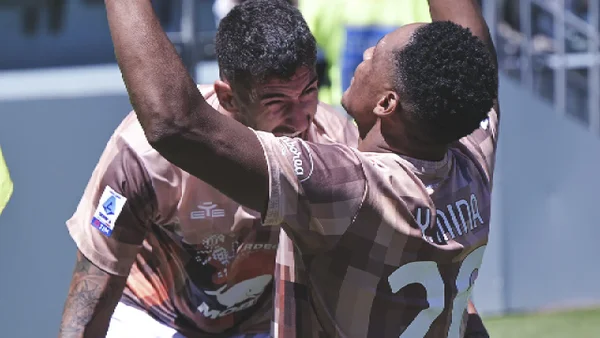 Video: Yerry Mina volvió a lo grande con Cagliari y marcó gol clave para alejarse del descenso