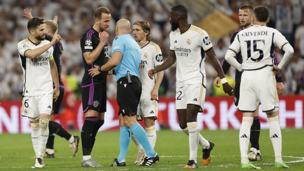 Matthijs de Ligt agrandó la polémica: "El juez de línea me ha dicho que siento haberme equivocado"