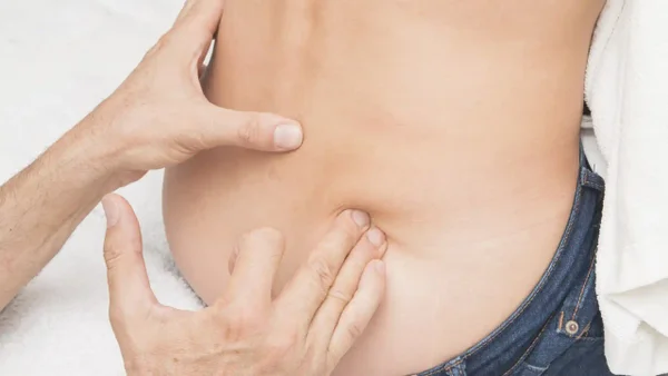 Consejos para evitar los cálculos renales: ponga cuidado