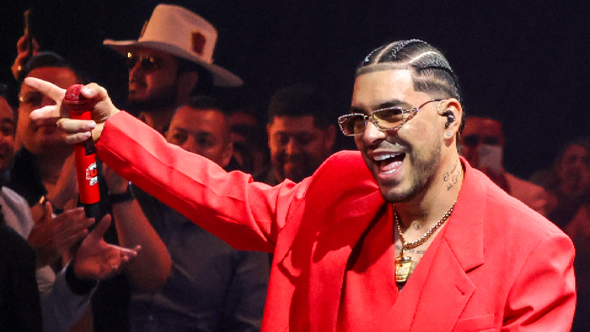 Ryan Castro ofreció concierto en un Transmilenio: video