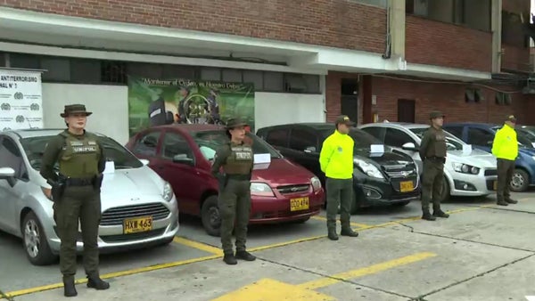 Estafa masiva: 60 personas fueron engañadas por falso concesionario en Bogotá Estafa masiva: 60 personas fueron engañadas por falso concesionario en Bogotá