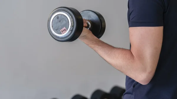 Alas de murciélago en los humanos: ¿Qué son y cómo quitarlas? Alas de murciélago en los humanos: ¿Qué son y cómo quitarlas?