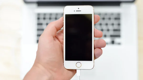 Riesgos de incendios domésticos por celulares y cómo prevenirlos