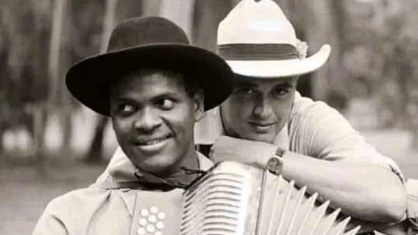 El conmovedor mensaje de Carlos Vives por la muerte de Omar Geles