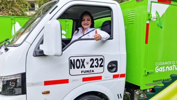 Colombia estrena flota de 50 camiones livianos a gas natural: un paso hacia la sostenibilidad