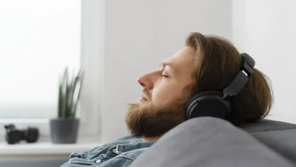 La canción recomendada por expertos para calmar la ansiedad y mejorar el bienestar emocional