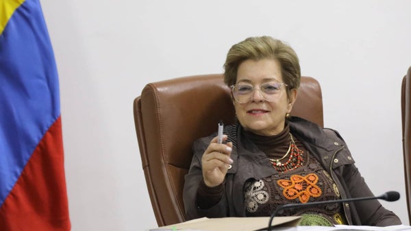 Mintrabajo anuncia incentivos del 30% en la nómina para empresas que contraten jóvenes entre 18 y 28 años