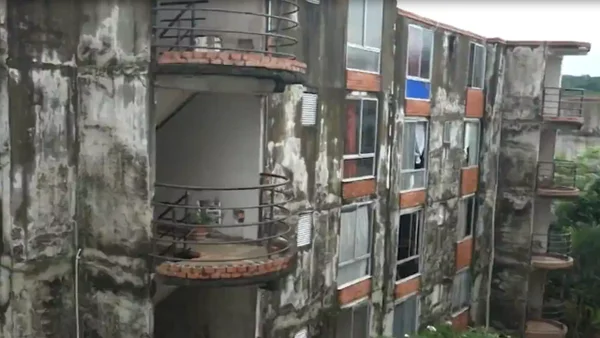 La ciudadela fantasma en Yopal que pone en riesgo la vida de 400 familias