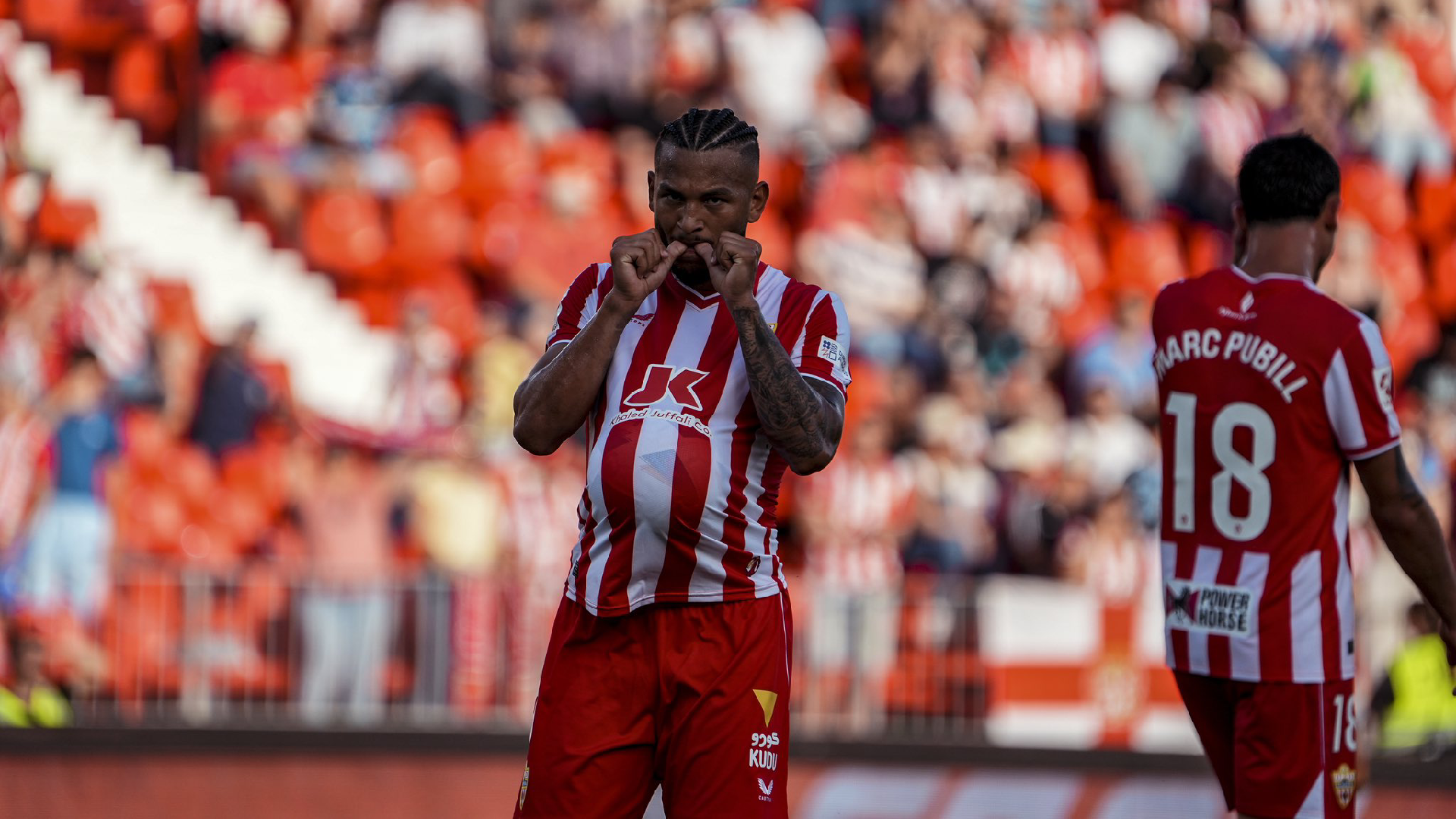 Luis Javier Suárez volvió a brillar con un doblete en Almería vs. Cádiz: VIDEO