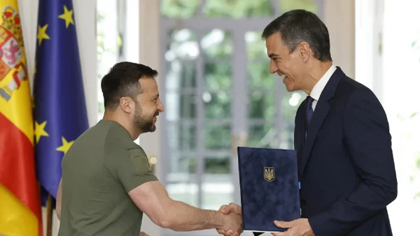 España firmó millonario acuerdo con Ucrania para ayudar a fortalecerlo militarmente