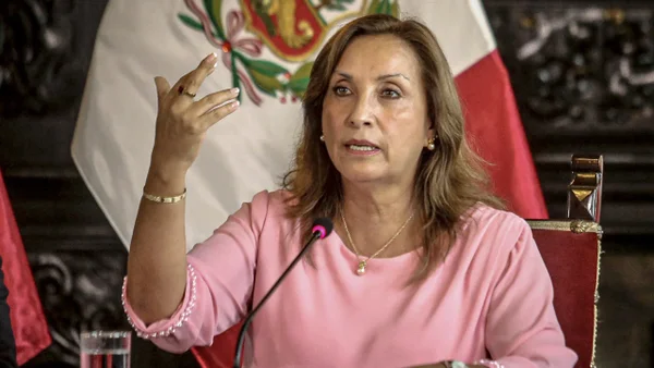 Caso 'Rolexgate': Fiscalía denuncia por cohecho a presidenta de Perú, Dina Boluarte
