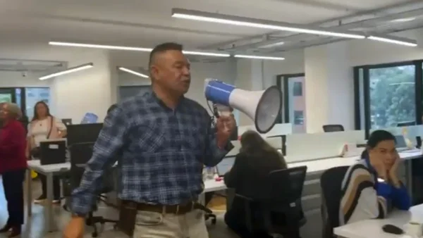 Sindicatos se quejan porque el Ministerio del Trabajo no entiende la hora cero que arranca el 31 de mayo Sindicatos se quejan porque el Ministerio del Trabajo no entiende la hora cero que arranca el 31 de mayo