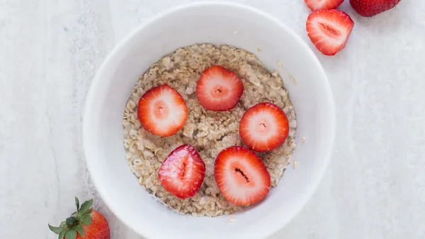 Avena en hojuelas: Descubra los beneficios de este alimento en la salud del ser humano