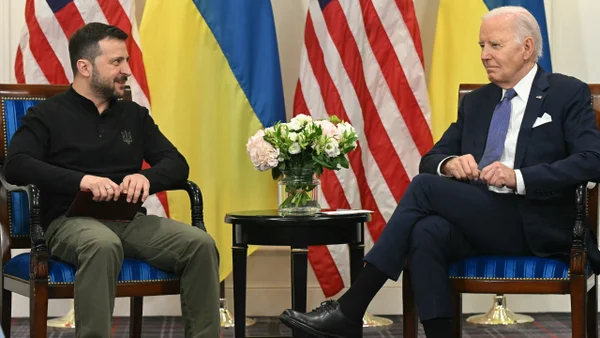 Biden anunció a Zelenski una nueva ayuda de 225 millones de dólares para defenderse de Rusia