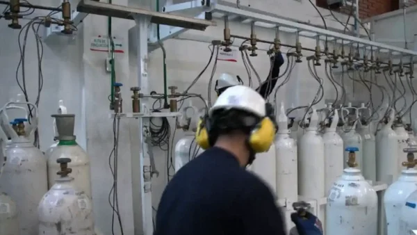 Alerta por inescrupuloso robo de pipetas de oxígeno: falsos funcionarios se las llevan de las viviendas