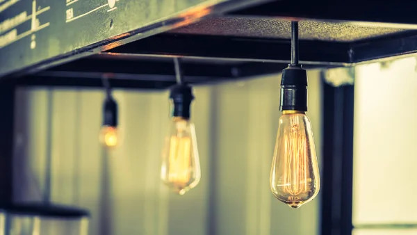 Presidente Petro pidió cambio en la fórmula de cobro de la energía eléctrica en Colombia