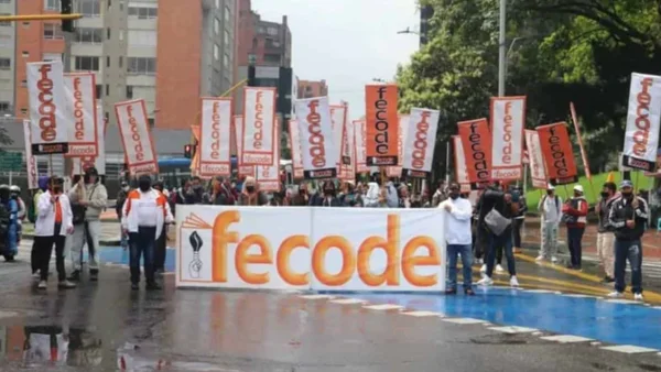 ¿Cómo leer lo que está sucediendo con Fecode y el paro de docentes?