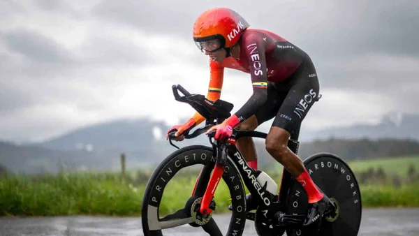 Egan Bernal satisfecho con su rendimiento en Suiza: “Creo que fue un buen test” Egan Bernal satisfecho con su rendimiento en Suiza: “Creo que fue un buen test”